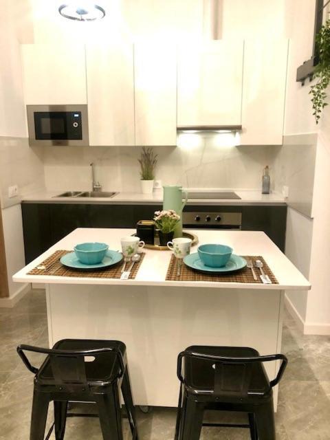 شقة كاديز  في Gatu Premium Duplex Confort Junto A La Playa, Wifi Y Aire Acc المظهر الخارجي الصورة